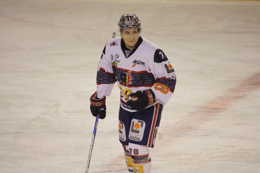 Chamonix  3 - 1 Grenoble 
