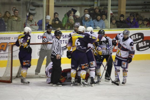 Photo hockey match Chamonix  - Grenoble  le 26/12/2009