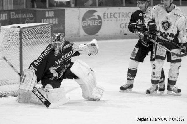 Photo hockey match Rouen - Angers  le 26/12/2009