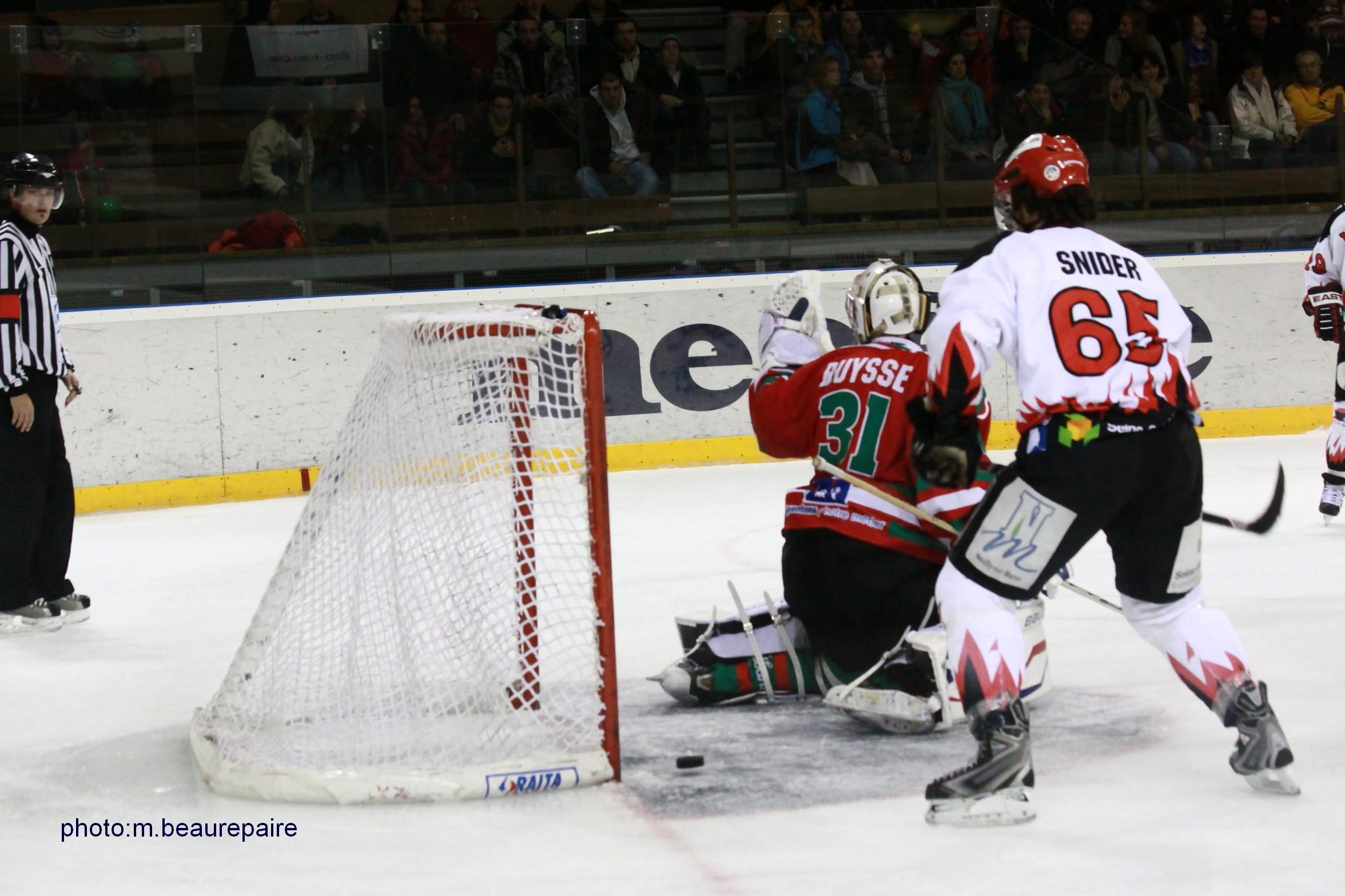 Mont-Blanc 6 - 4 Neuilly/Marne