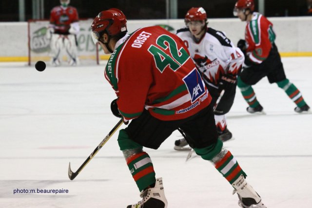 Photo hockey match Mont-Blanc - Neuilly/Marne le 29/12/2009