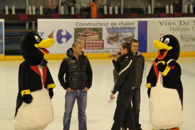 Photo hockey match Morzine-Avoriaz - Chamonix  le 29/12/2009