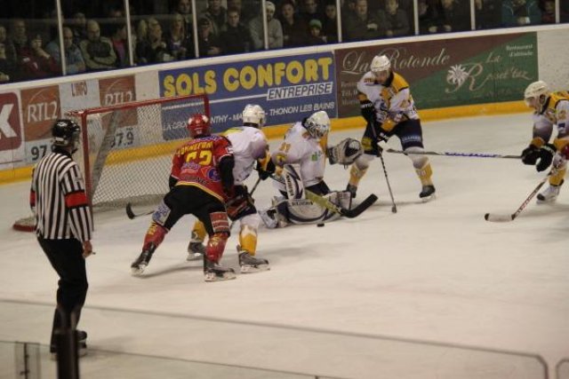Photo hockey match Morzine-Avoriaz - Chamonix  le 29/12/2009