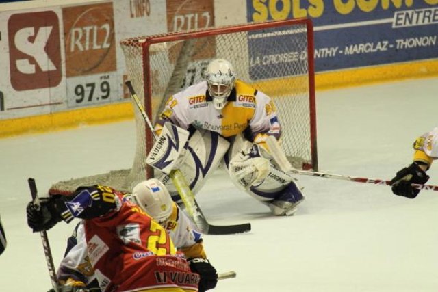 Photo hockey match Morzine-Avoriaz - Chamonix  le 29/12/2009