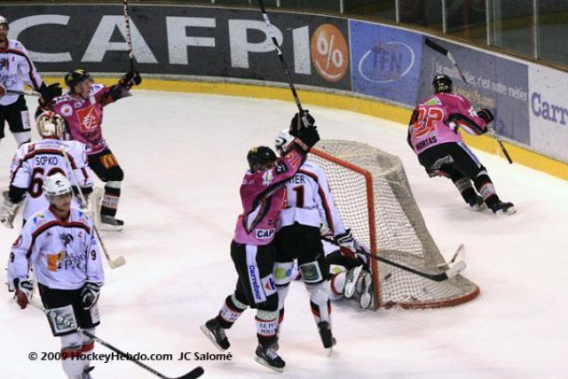 Photo hockey match Amiens  - Briançon  le 29/12/2009