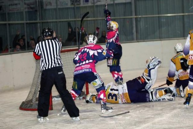 Photo hockey match Epinal  - Chamonix  le 12/12/2009