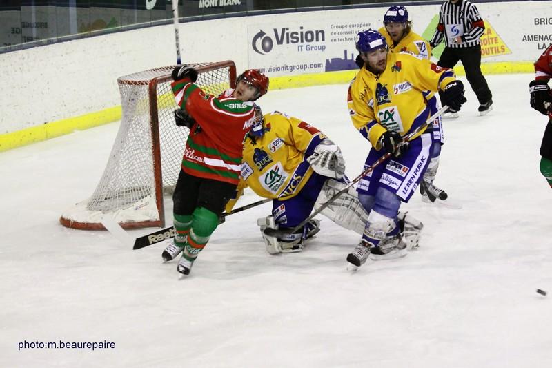 Mont-Blanc 5 - 2 Dijon 