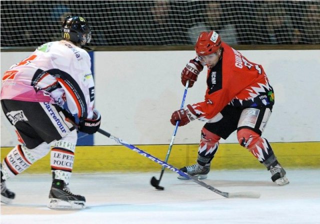 Photo hockey match Neuilly/Marne - Amiens  le 02/01/2010