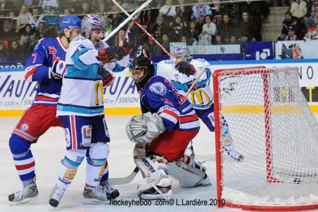 Photo hockey album Conti Cup 10 - Yunost Minsk - Grenoble
