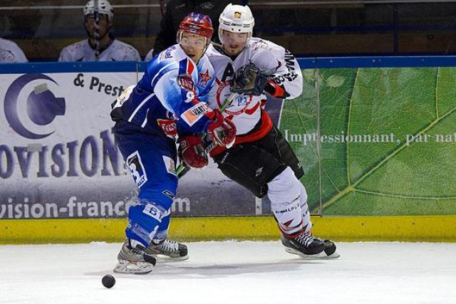 Photo hockey match Lyon - Courchevel-Méribel-Pralognan le 30/01/2010