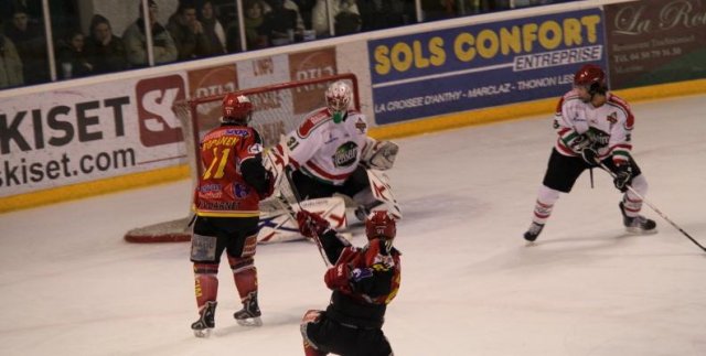 Photo hockey match Morzine-Avoriaz - Mont-Blanc le 02/02/2010