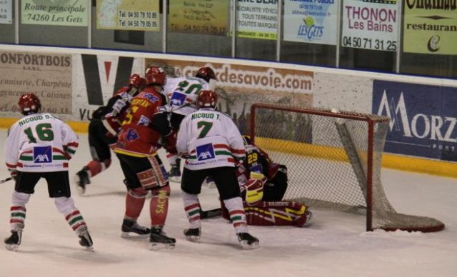 Photo hockey match Morzine-Avoriaz - Mont-Blanc le 02/02/2010