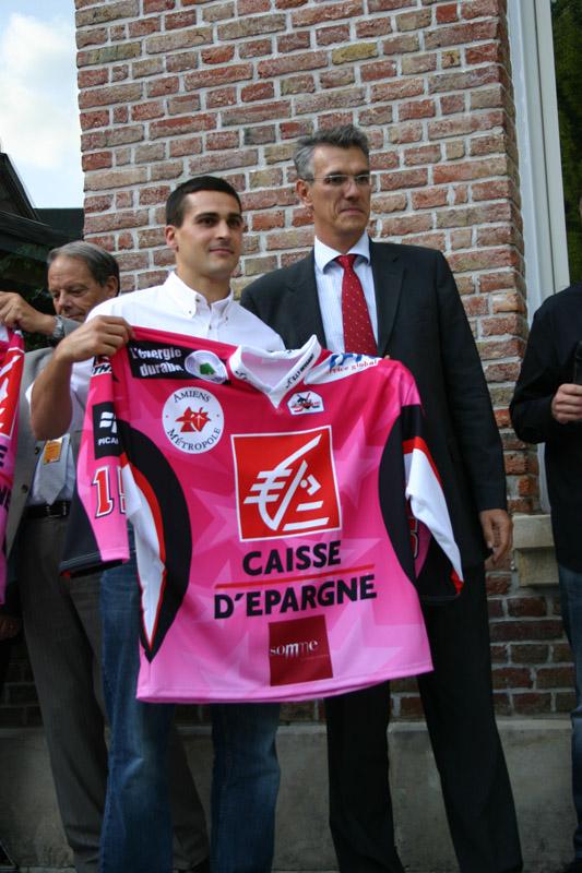 Amiens dévoile son nouveau maillot — Reportage