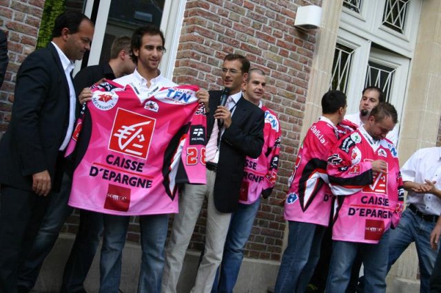 Photo hockey reportage Amiens dévoile son nouveau maillot