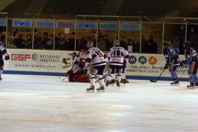 Photo hockey match Angers  - Grenoble  le 20/02/2010
