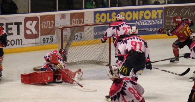 Photo hockey match Morzine-Avoriaz - Epinal  le 20/02/2010