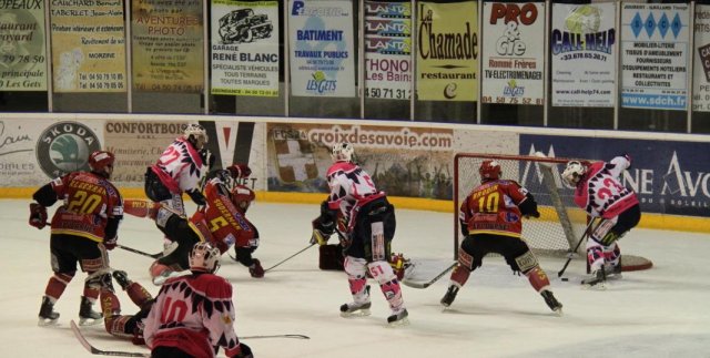 Photo hockey match Morzine-Avoriaz - Epinal  le 20/02/2010