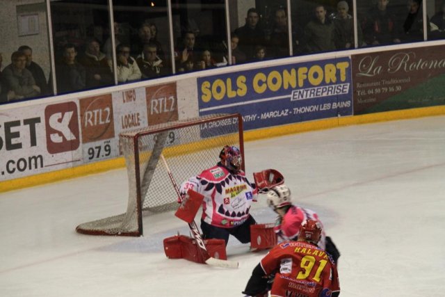 Photo hockey match Morzine-Avoriaz - Epinal  le 20/02/2010