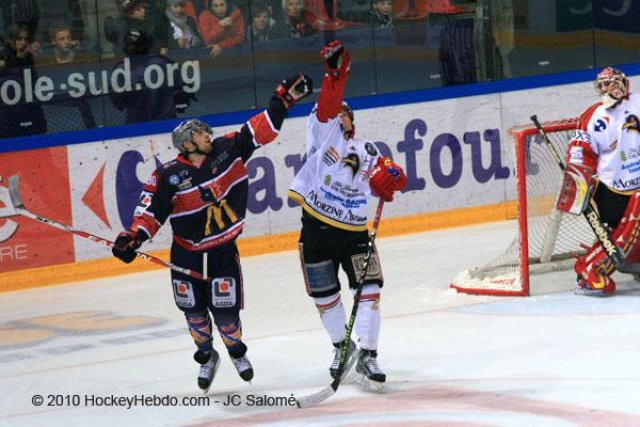Photo hockey match Grenoble  - Morzine-Avoriaz le 23/02/2010