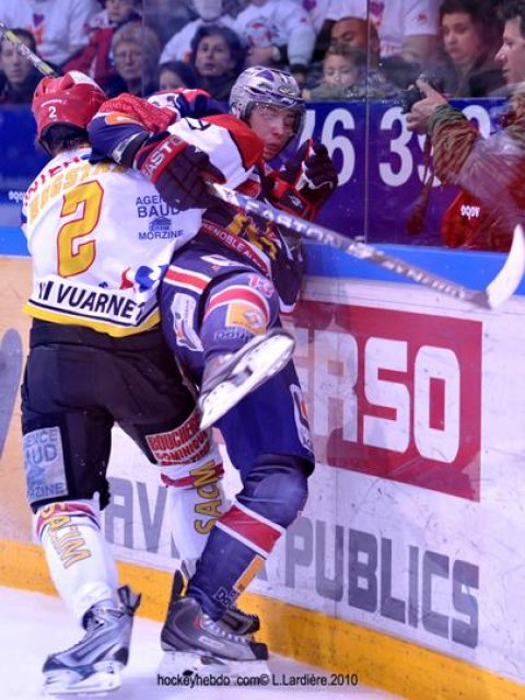 Photo hockey match Grenoble  - Morzine-Avoriaz le 23/02/2010