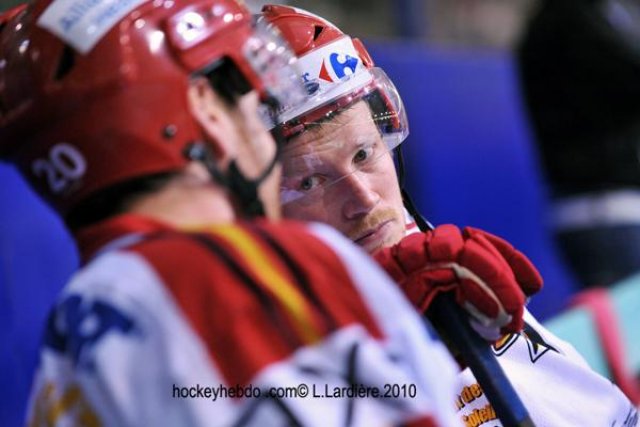 Photo hockey match Grenoble  - Morzine-Avoriaz le 23/02/2010