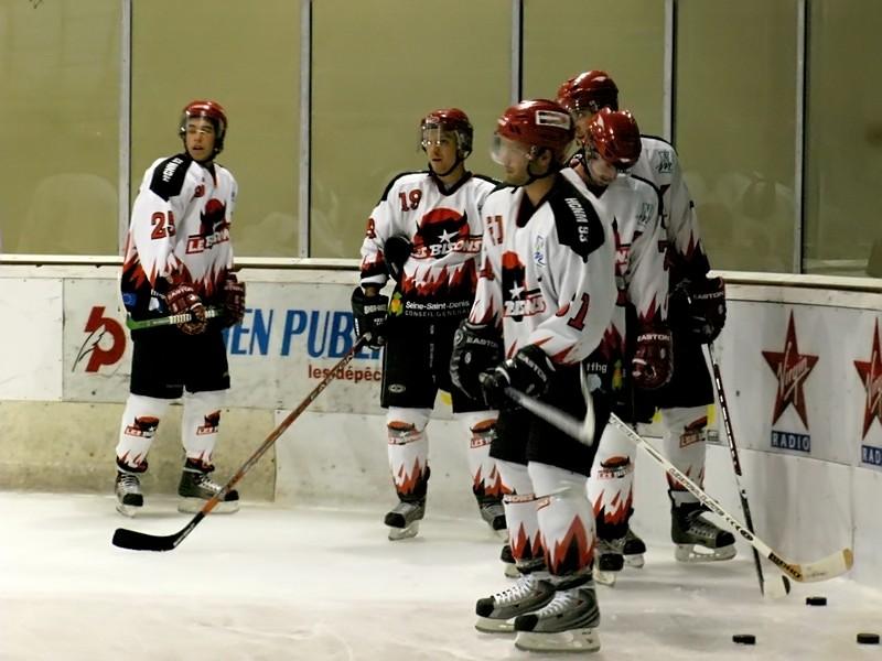 Amical : Dijon - Neuilly   — Reportage