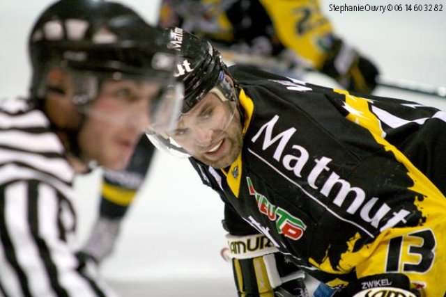 Photo hockey match Rouen - Grenoble  le 27/02/2010