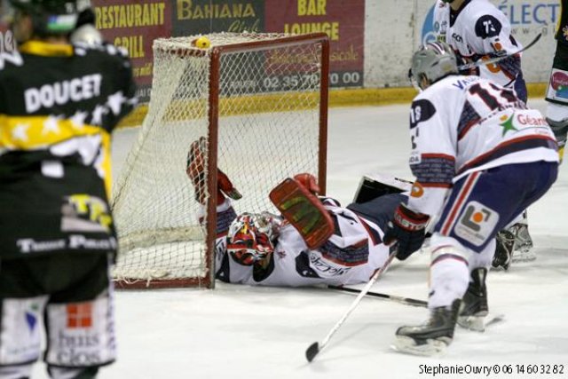 Photo hockey match Rouen - Grenoble  le 27/02/2010