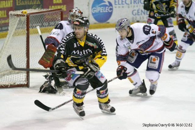 Photo hockey match Rouen - Grenoble  le 27/02/2010