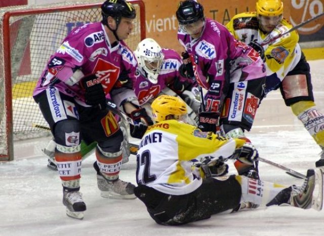 Photo hockey match Amiens  - Strasbourg  le 02/03/2010