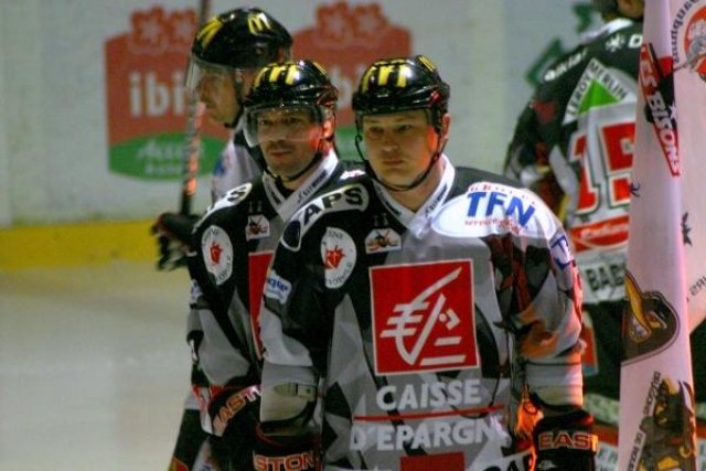 Photo hockey match Amiens  - Grenoble  le 16/03/2010