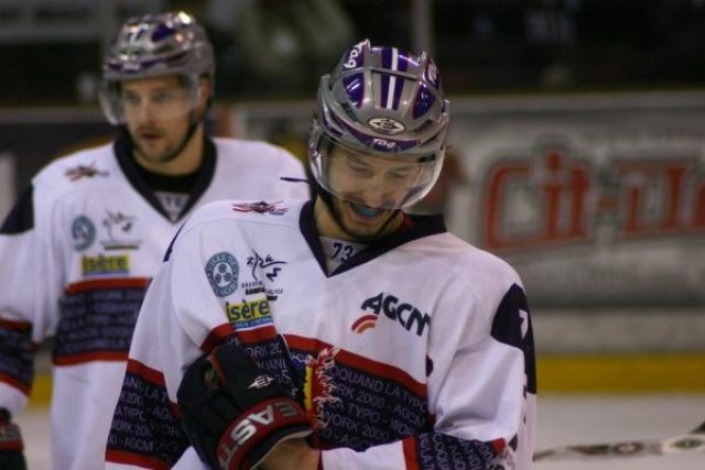 Photo hockey match Amiens  - Grenoble  le 17/03/2010