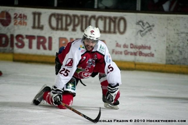 Photo hockey match Briançon  - Angers  le 26/03/2010