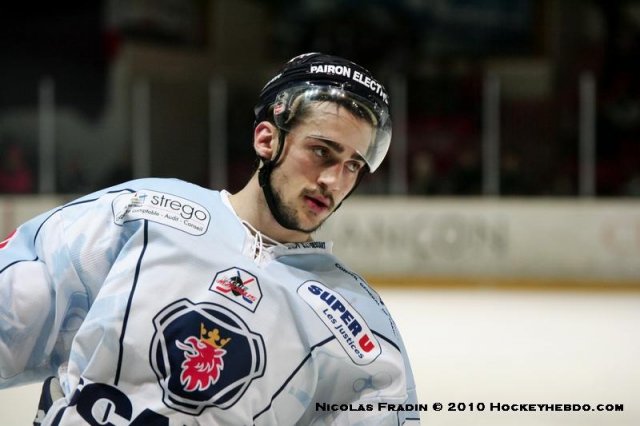 Photo hockey match Briançon  - Angers  le 27/03/2010