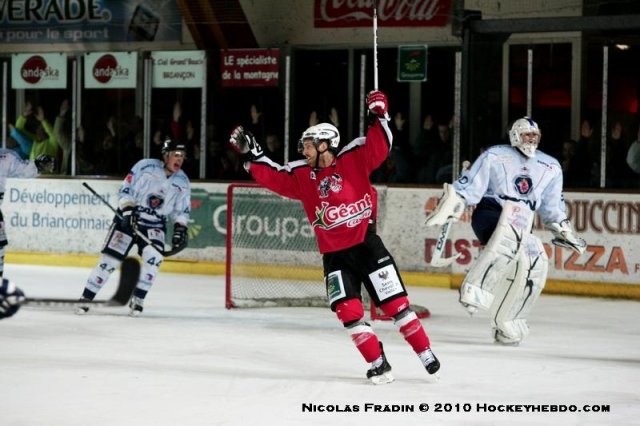 Photo hockey match Briançon  - Angers  le 27/03/2010