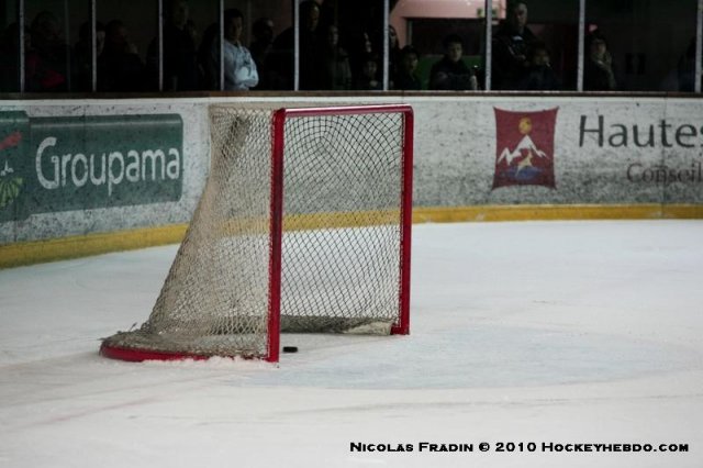 Photo hockey match Briançon  - Angers  le 27/03/2010