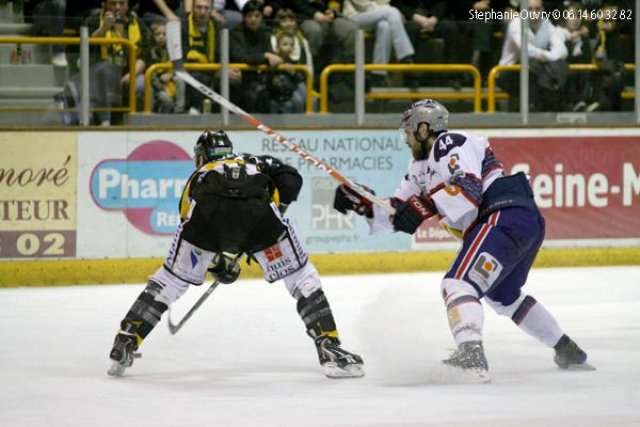 Photo hockey match Rouen - Grenoble  le 27/03/2010