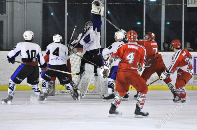 Photo hockey match Courbevoie  - Garges-lès-Gonesse le 27/03/2010