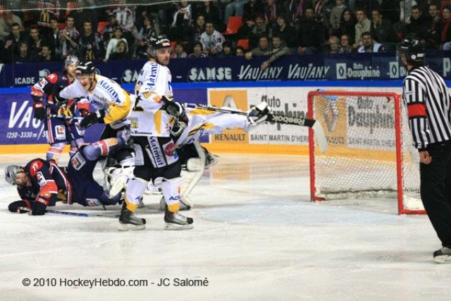 Photo hockey match Grenoble  - Rouen le 30/03/2010