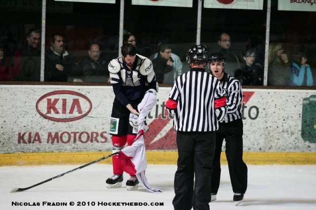 Photo hockey match Briançon  - Angers  le 03/04/2010