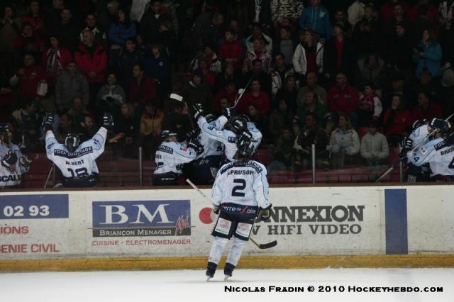 Photo hockey match Briançon  - Angers  le 03/04/2010