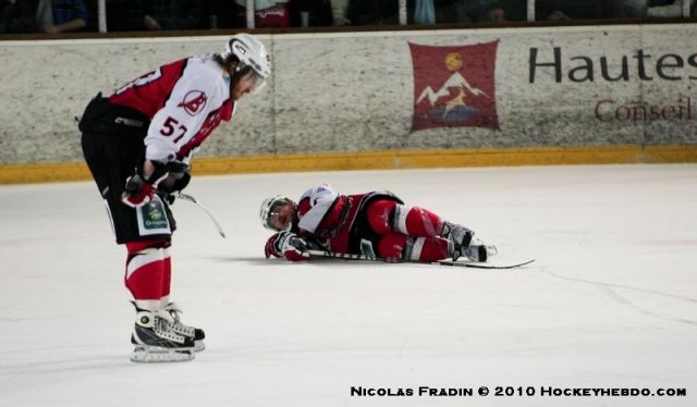 Photo hockey match Briançon  - Angers  le 03/04/2010