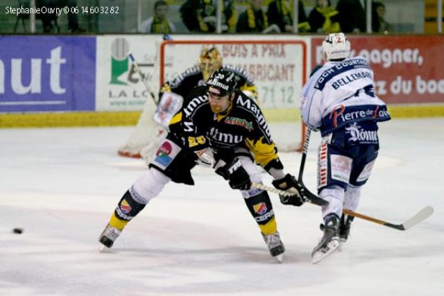 Photo hockey match Rouen - Angers  le 06/04/2010