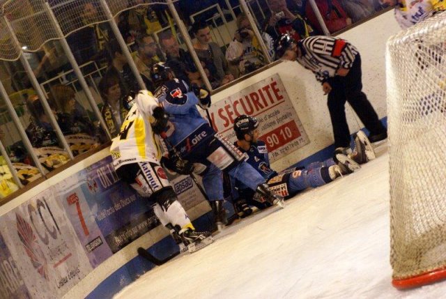 Photo hockey match Angers  - Rouen le 09/04/2010