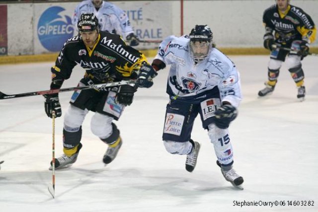 Photo hockey match Rouen - Angers  le 13/04/2010