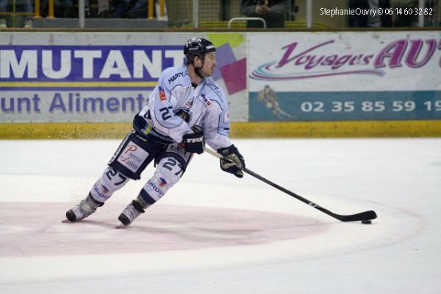 Photo hockey match Rouen - Angers  le 13/04/2010