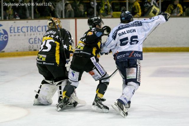 Photo hockey match Rouen - Angers  le 13/04/2010