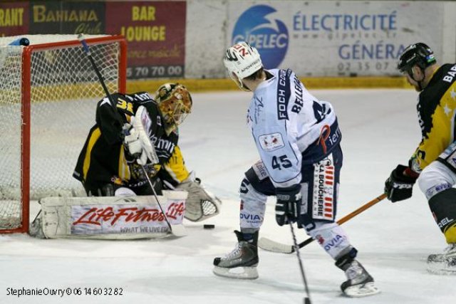 Photo hockey match Rouen - Angers  le 13/04/2010