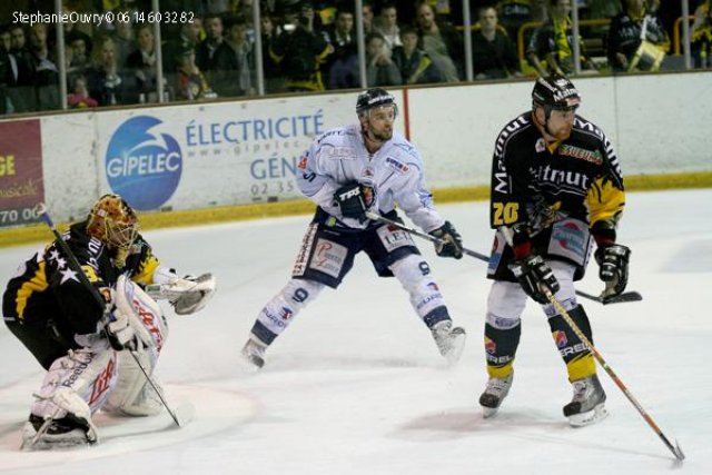 Photo hockey match Rouen - Angers  le 13/04/2010