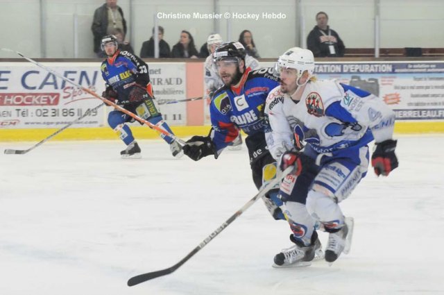 Photo hockey match Caen  - Reims le 18/04/2010